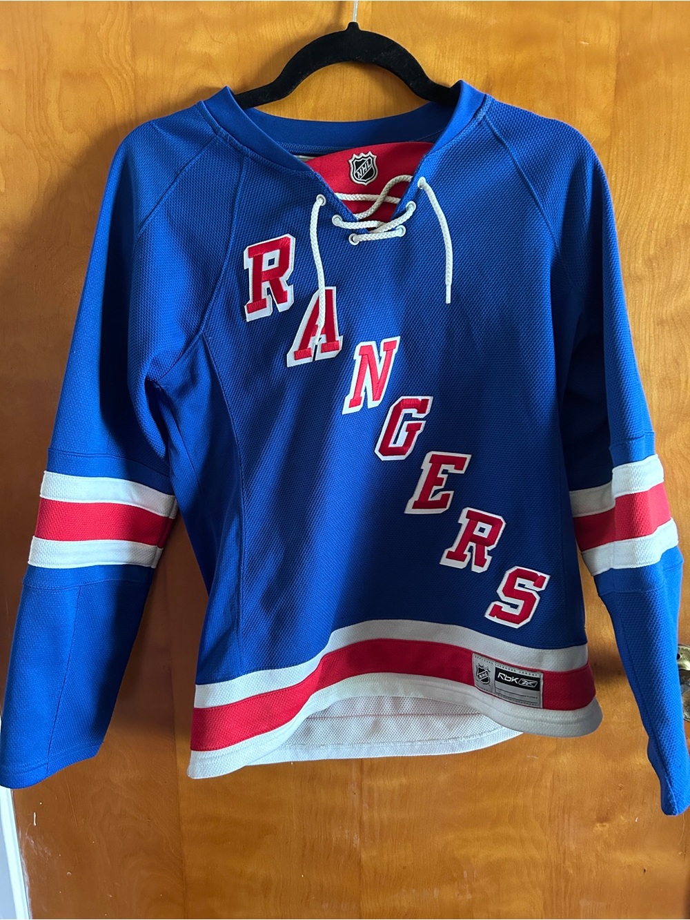 NY Rangers Women’s Jersey Small